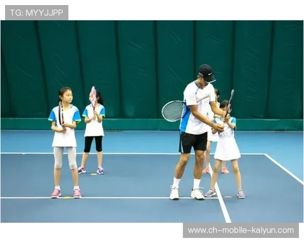 网球教练大师课吸引全球学员在线学习