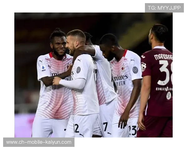 AC米兰通过及时回做形成推进节奏,雷比奇速度优势明显 AC米兰通过及时回做形成推进节奏,雷比奇速度优势明显