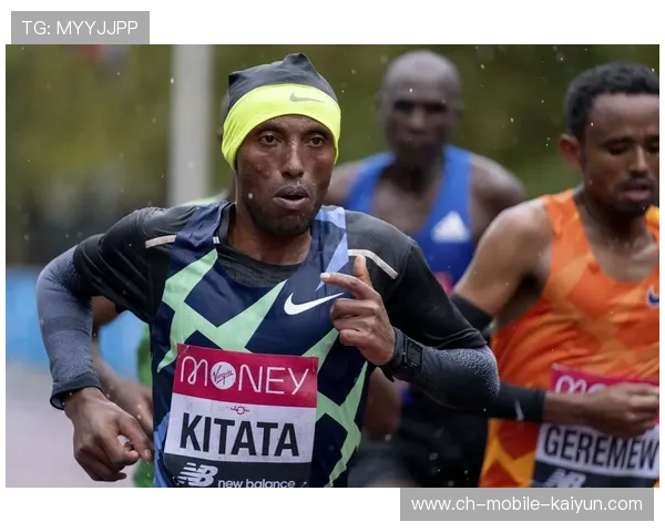 伦敦马拉松热潮不断，选手挑战个人极限，伦敦马拉松2021视频